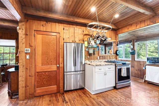 126 Maney Avenue, Asheville, NC 28804