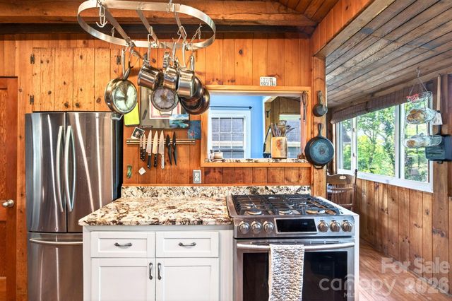 126 Maney Avenue, Asheville, NC 28804