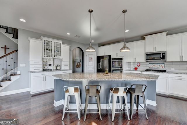 4071 Woodward Walk Lane, Suwanee, GA 30024