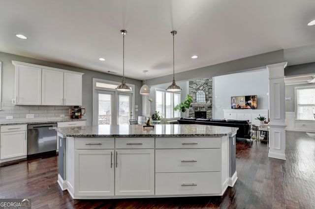 4071 Woodward Walk Lane, Suwanee, GA 30024