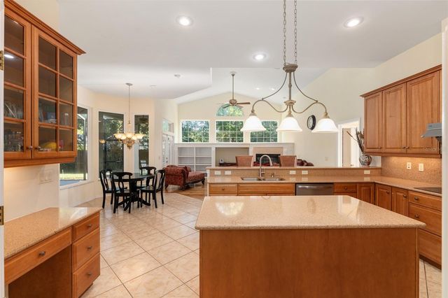 8476 SW 10TH ROAD, Gainesville, FL 32607