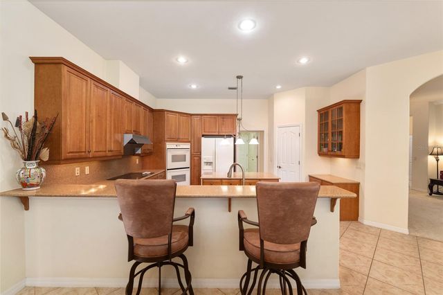 8476 SW 10TH ROAD, Gainesville, FL 32607