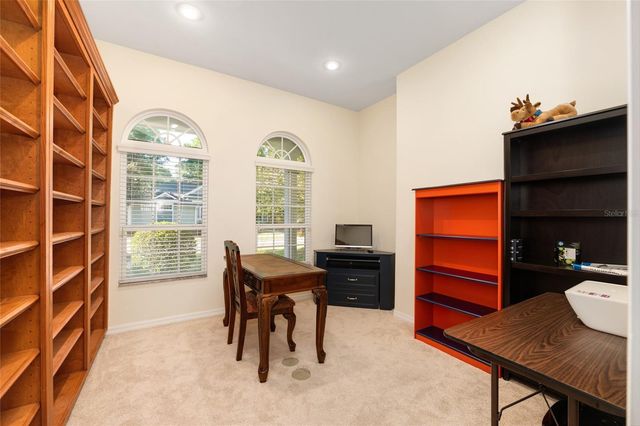 8476 SW 10TH ROAD, Gainesville, FL 32607