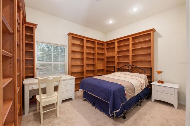 8476 SW 10TH ROAD, Gainesville, FL 32607