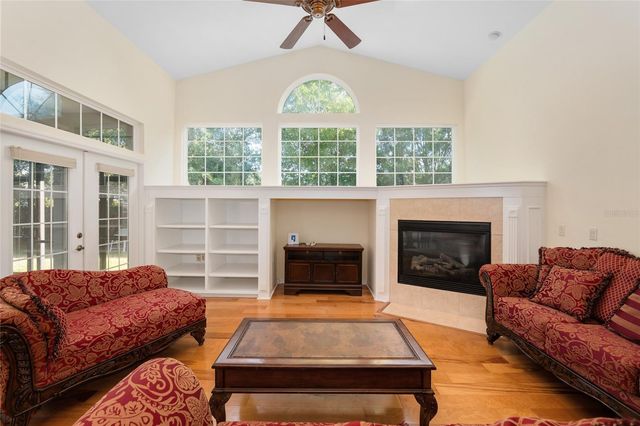8476 SW 10TH ROAD, Gainesville, FL 32607