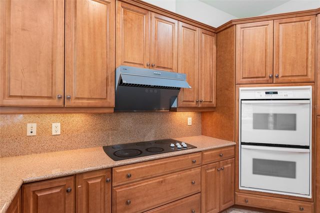 8476 SW 10TH ROAD, Gainesville, FL 32607