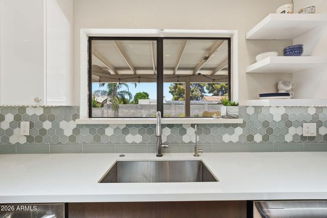 54 W CARVER Road, Tempe, AZ 85284