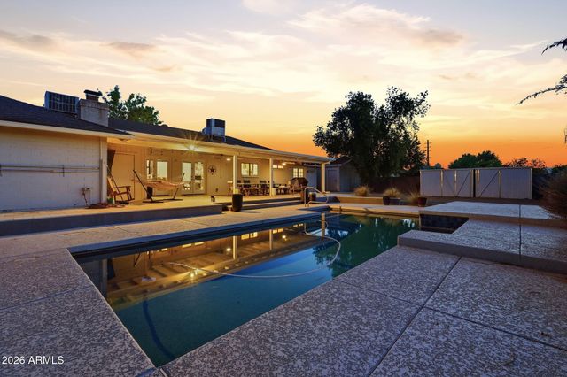 54 W CARVER Road, Tempe, AZ 85284