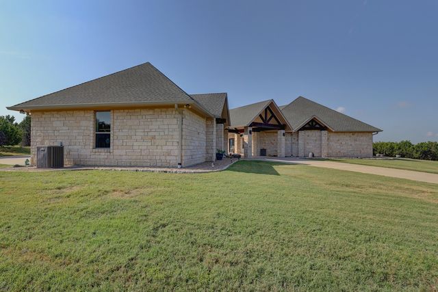1754 Highland Drive, Whitney, TX 76692