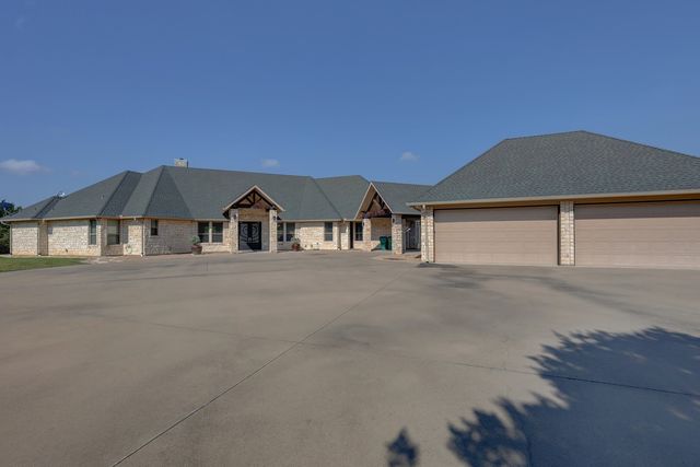 1754 Highland Drive, Whitney, TX 76692