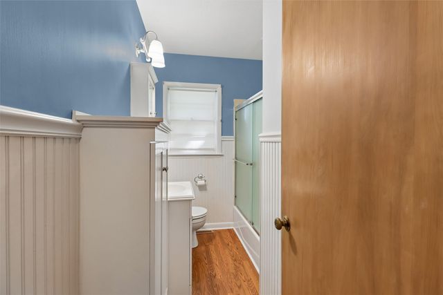 2711 48th Place, Des Moines, IA 50310