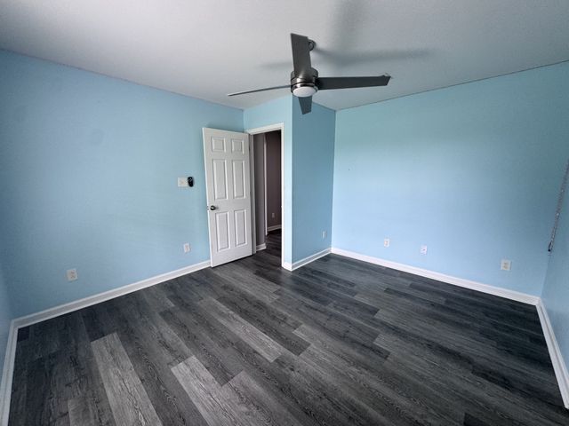 1161 Barkley Hills Rd, Clarksville, TN 37040