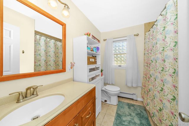 733 14th Street, West Babylon, NY 11704