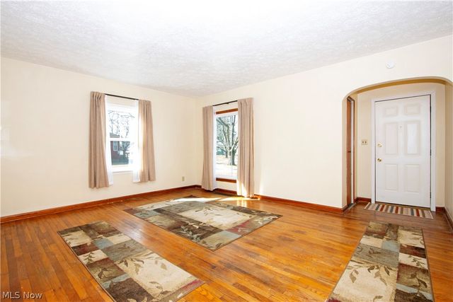 310 N Seneca, Rittman, OH 44270