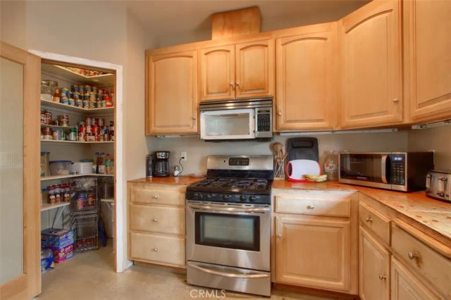 42625 Red Top Mountain Court, Coarsegold, CA 93614