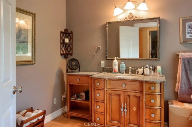 42625 Red Top Mountain Court, Coarsegold, CA 93614