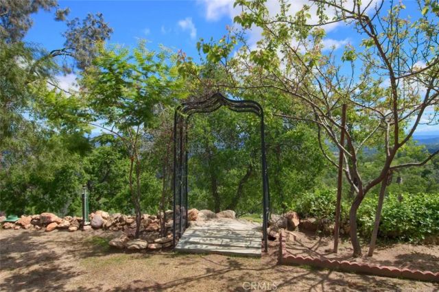 42625 Red Top Mountain Court, Coarsegold, CA 93614