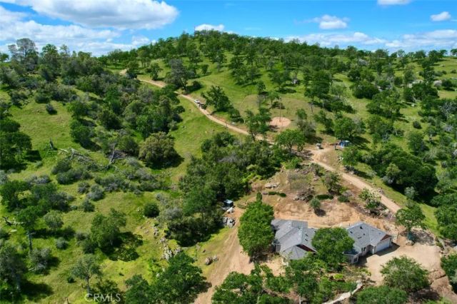 42625 Red Top Mountain Court, Coarsegold, CA 93614