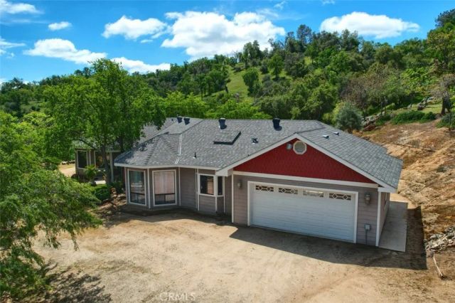 42625 Red Top Mountain Court, Coarsegold, CA 93614