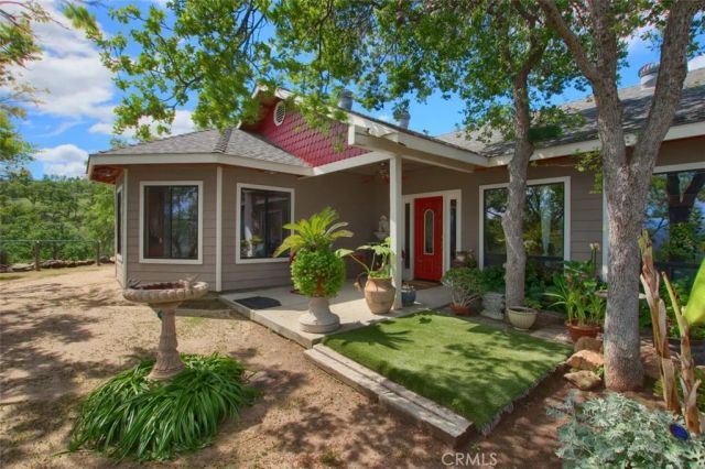 42625 Red Top Mountain Court, Coarsegold, CA 93614