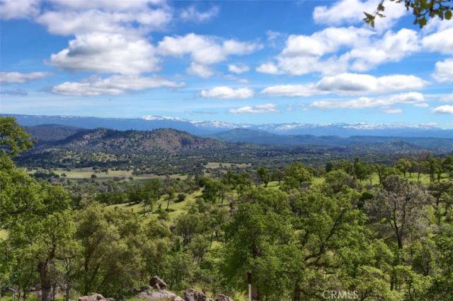 42625 Red Top Mountain Court, Coarsegold, CA 93614