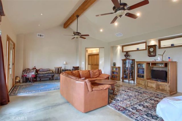 42625 Red Top Mountain Court, Coarsegold, CA 93614