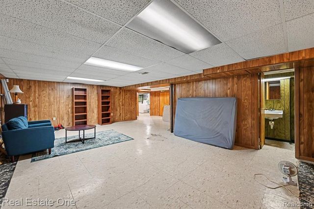 10928 Balfour Avenue, Allen Park, MI 48101