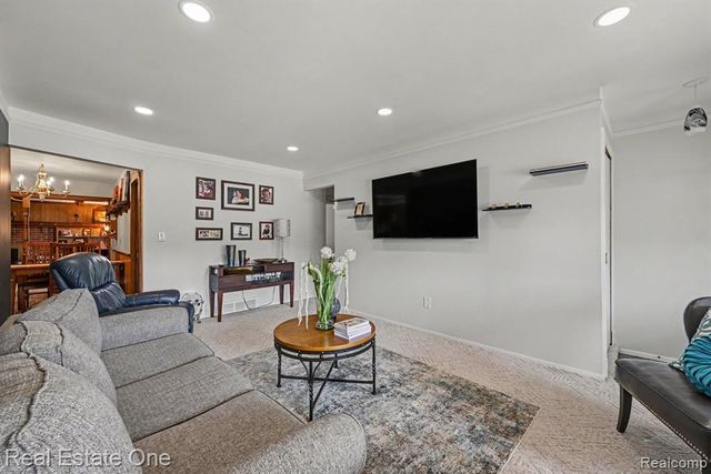 10928 Balfour Avenue, Allen Park, MI 48101