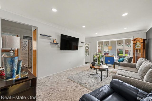 10928 Balfour Avenue, Allen Park, MI 48101