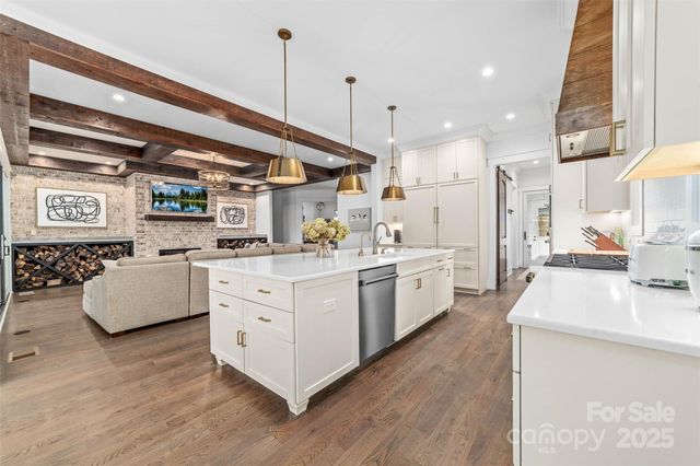 4554 Ina Lane, Sherrills Ford, NC 28673