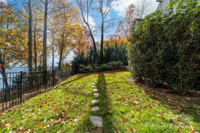 4554 Ina Lane, Sherrills Ford, NC 28673