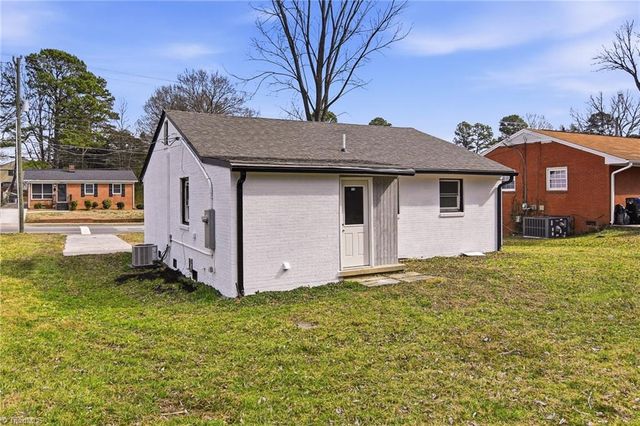 1408 Willow Road, Greensboro, NC 27401