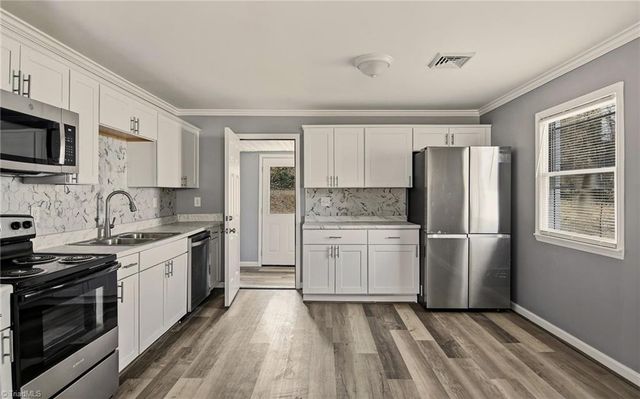 1408 Willow Road, Greensboro, NC 27401