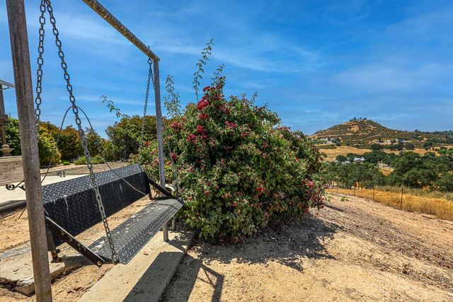 3049 Patriot Way, Valley Springs, CA 95252