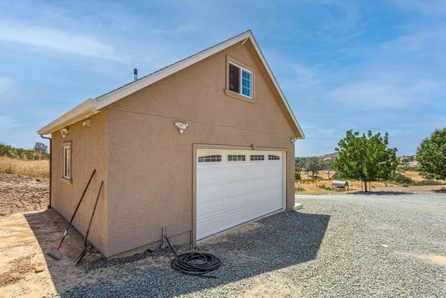 3049 Patriot Way, Valley Springs, CA 95252