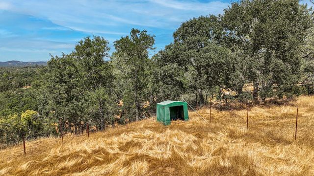 3049 Patriot Way, Valley Springs, CA 95252