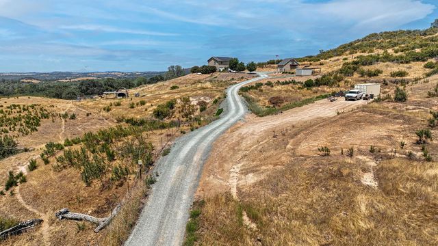 3049 Patriot Way, Valley Springs, CA 95252