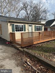 100 WHITE HORSE AVE, Clementon, NJ 08021