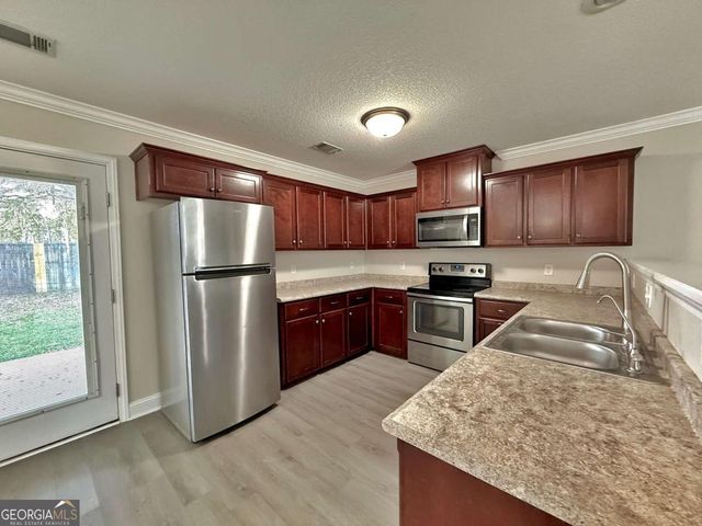 217 Guyett Avenue, Hinesville, GA 31313
