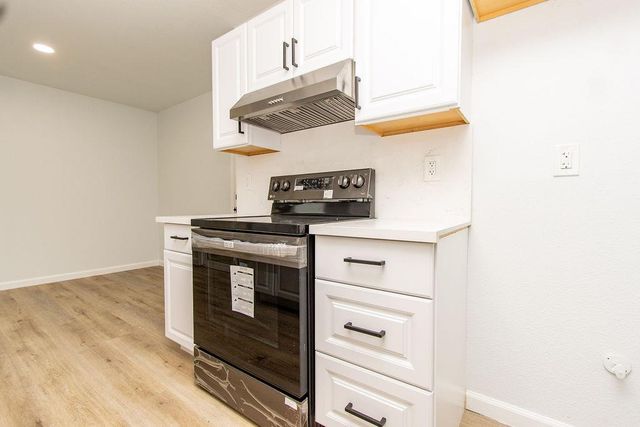 2016 Scotch Pine Dr, Modesto, CA 95351