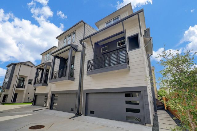 1537 W 24th Street A, Houston, TX 77008