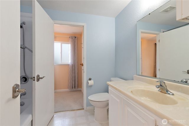 12236 SE 219th Place, Kent, WA 98031