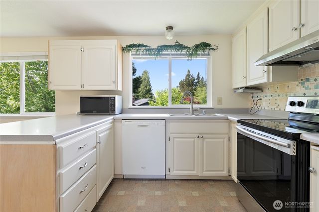 12236 SE 219th Place, Kent, WA 98031