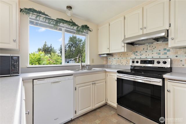 12236 SE 219th Place, Kent, WA 98031