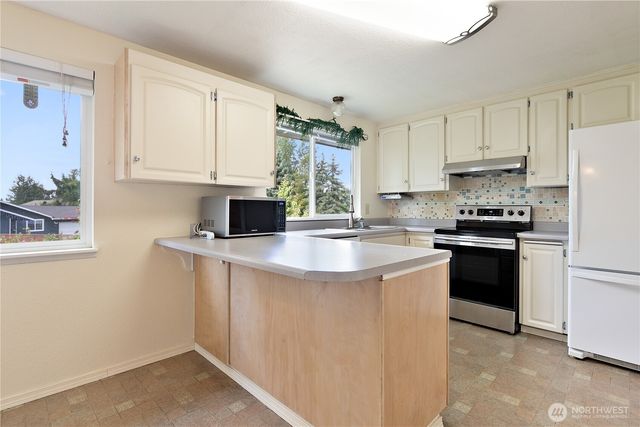 12236 SE 219th Place, Kent, WA 98031