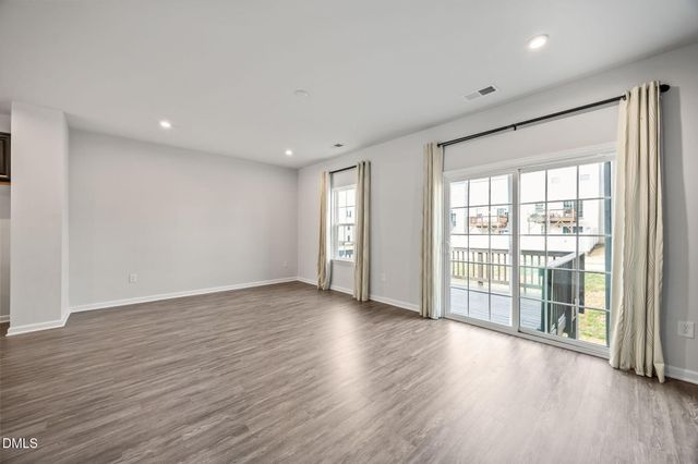 325 Amber Acorn Avenue, Raleigh, NC 27603