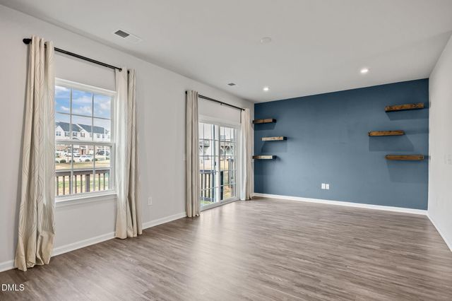 325 Amber Acorn Avenue, Raleigh, NC 27603