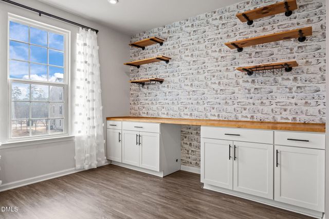 325 Amber Acorn Avenue, Raleigh, NC 27603