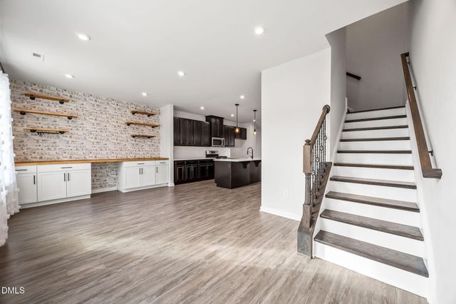 325 Amber Acorn Avenue, Raleigh, NC 27603