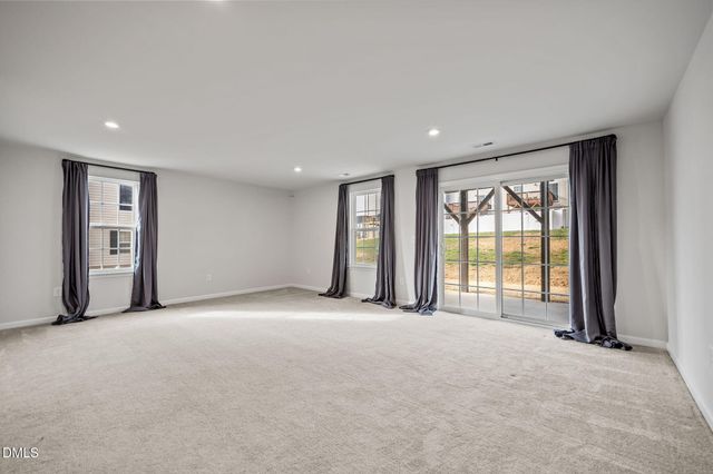 325 Amber Acorn Avenue, Raleigh, NC 27603